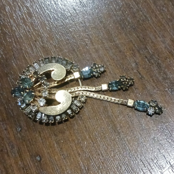 Vintage Charles Reis & Co Brooch pendant, screw back earrings 1/20 12k Gold fill - Picture 3 of 11